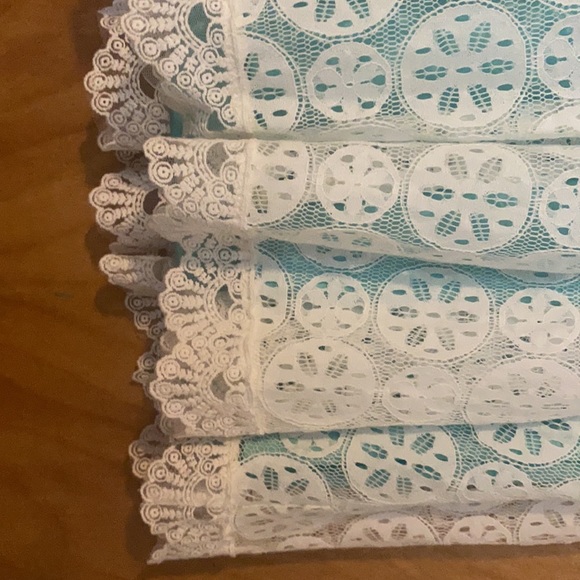 Excellent condition Doe & Rae dress - Picture 4 of 4